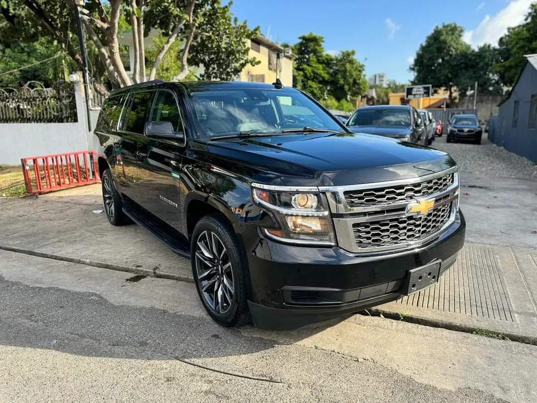 Chevrolet Suburban LT 2019 Foto 7229111-1.jpg