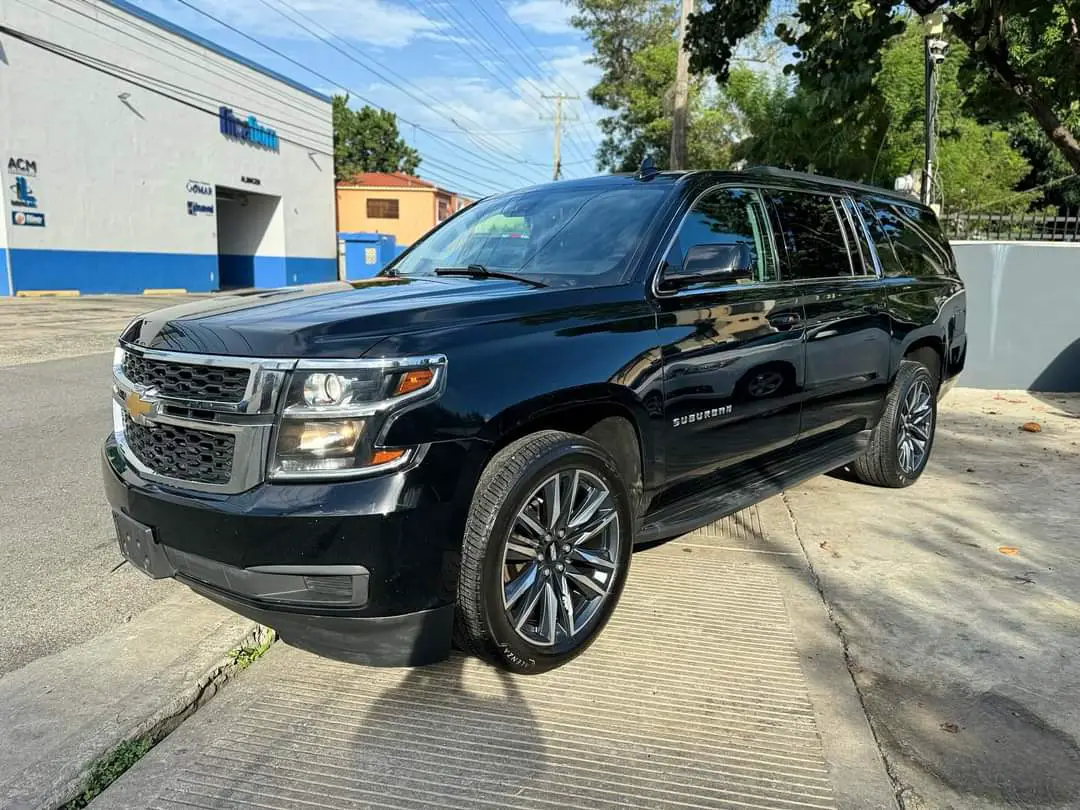 Chevrolet Suburban LT 2019 Foto 7229111-2.jpg