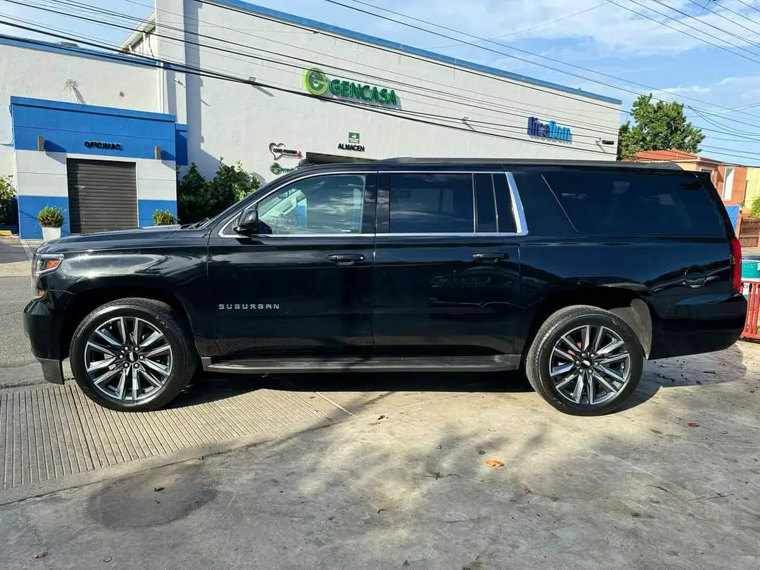 Chevrolet Suburban LT 2019 Foto 7229111-3.jpg