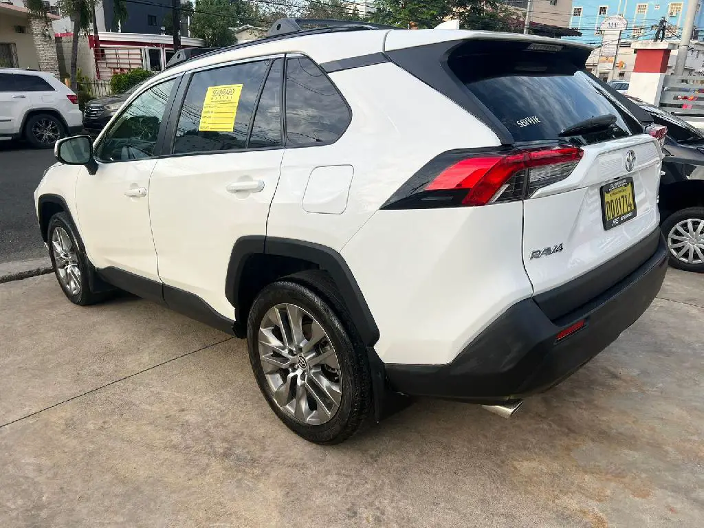toyota rav4 2020 Foto 7229996-6.jpg