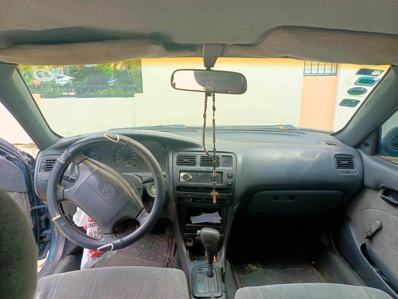 Vendo Toyota Corolla 94 en Santo Domingo Este Foto 7230046-5.jpg