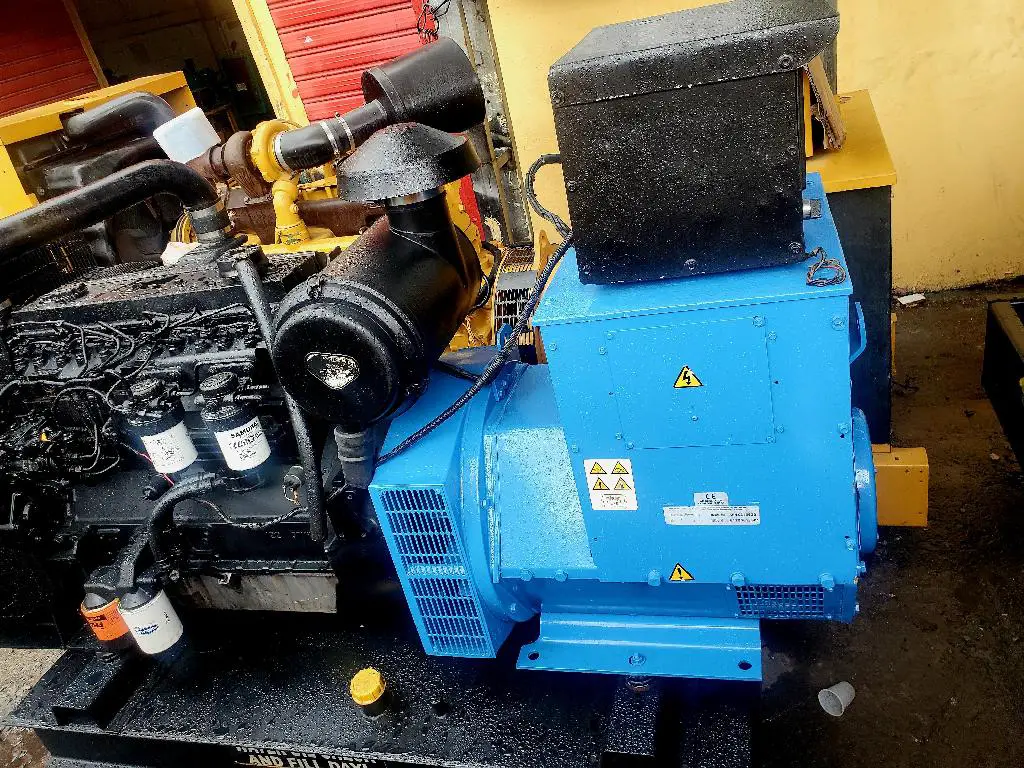 Planta Eléctrica Perkins de 125 Kw Generador Stanford DISPONIBLE ✅️➡️ Foto 7230318-1.jpg