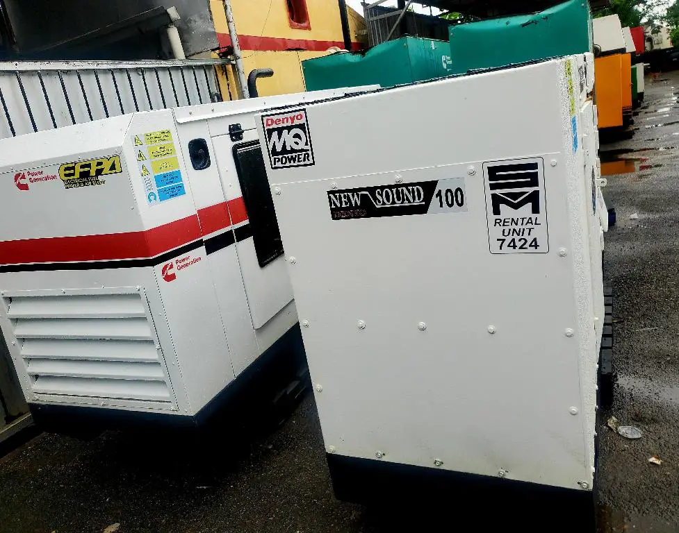 Planta Eléctrica FG WILSON CON MOTOR CUMMINS DE 60 KW  Foto 7230329-2.jpg