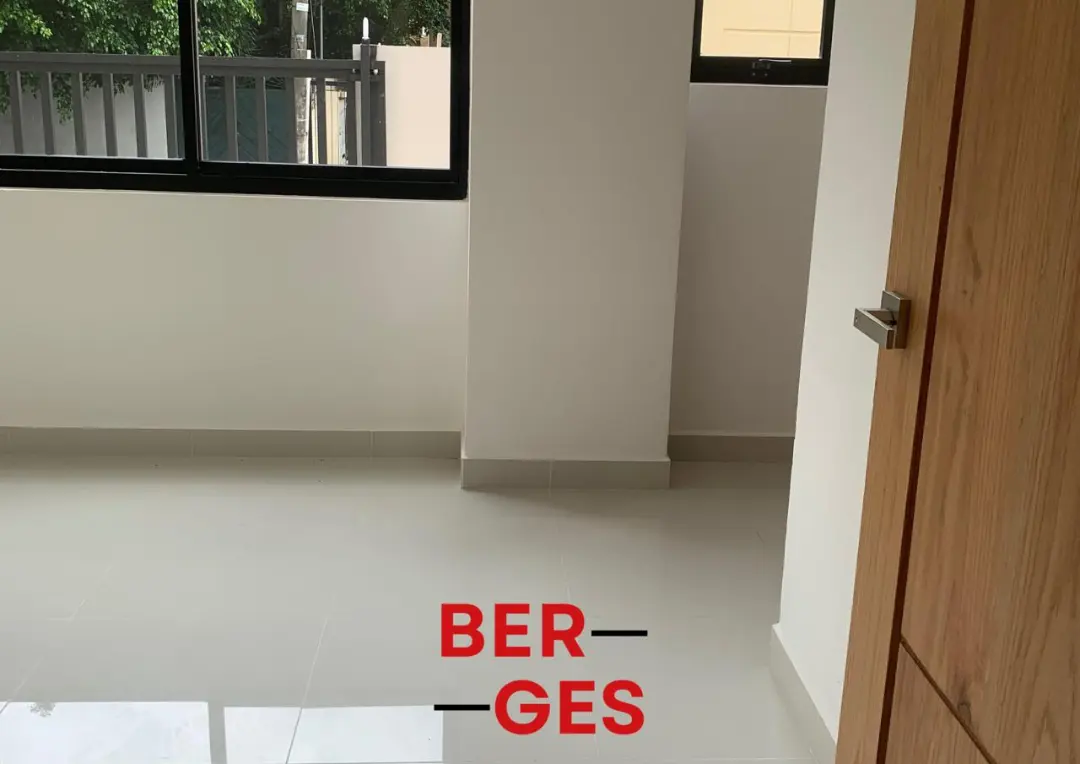 Hermoso Apto en ALQUILER o VENTA El Millón 1er Nivel 2-Hab 2-B 2-Parq  Foto 7230502-5.jpg