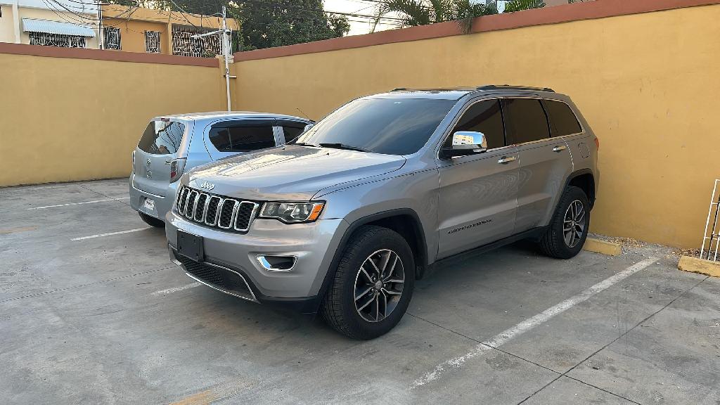 Jeep Grand Cherokee Limited 4x4 2018 en Santo Domingo DN Foto 7230825-2.jpg