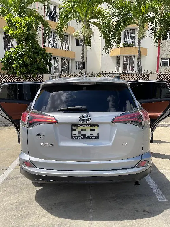 Toyota RAV4 LE 2018 en optimas condiciones Foto 7230956-H1.jpg