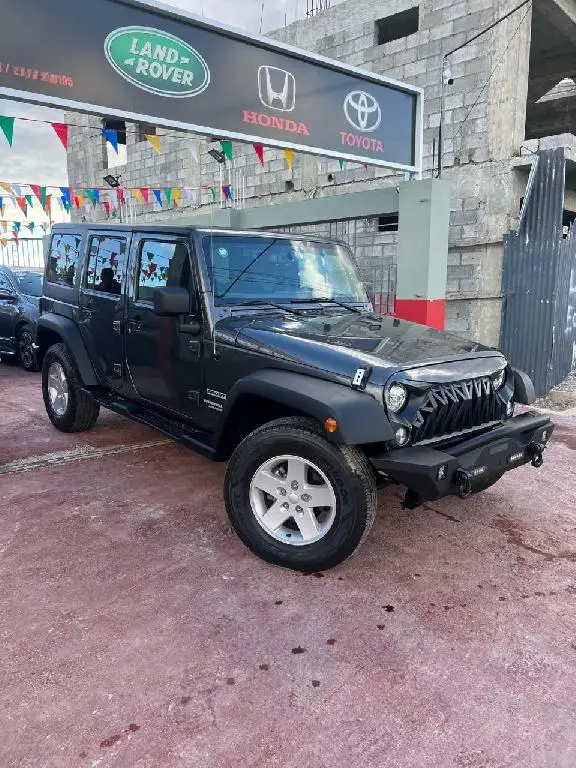 Jeep Sahara 2017 75 mil millas  Foto 7230982-1.jpg