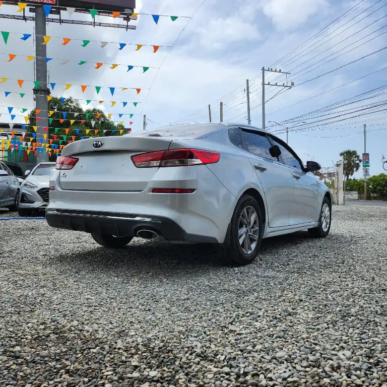 KIA K5 2019 Foto 7230984-4.jpg