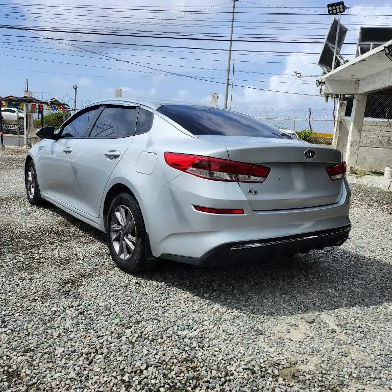 KIA K5 2019 Foto 7230984-6.jpg