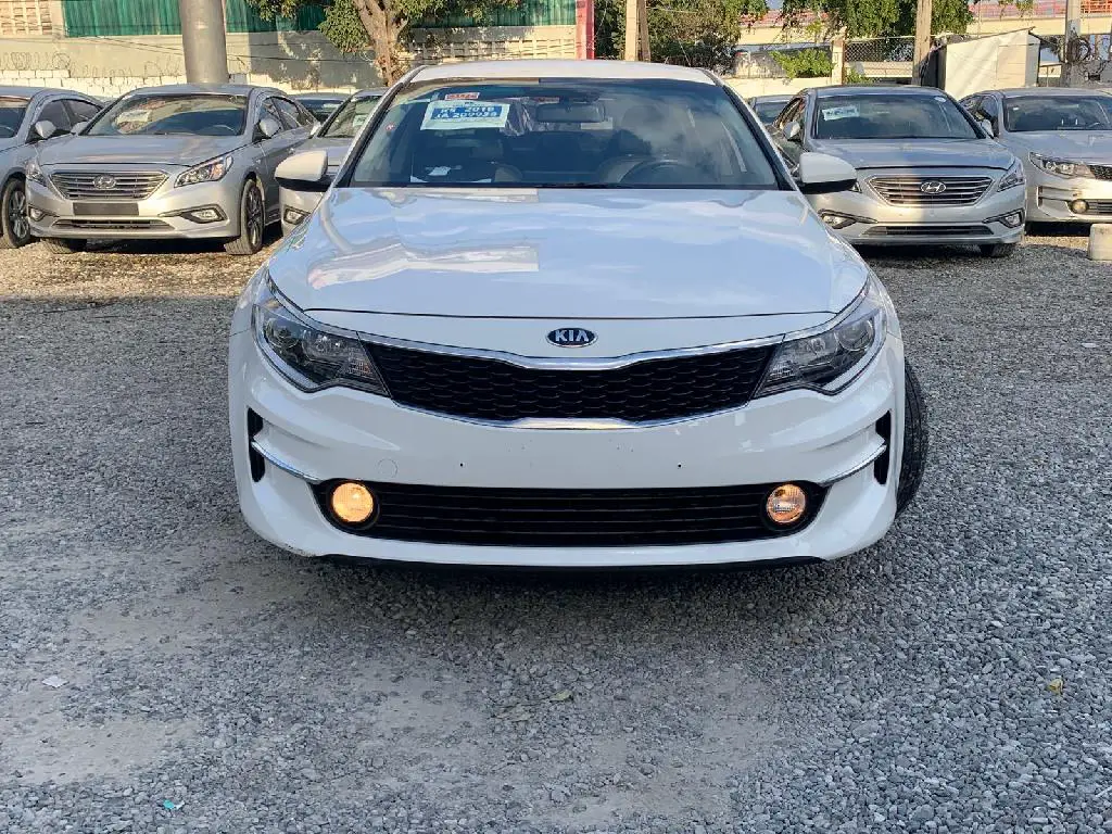 KIA K5 2018 GLP DE FABRICA Foto 7230987-1.jpg