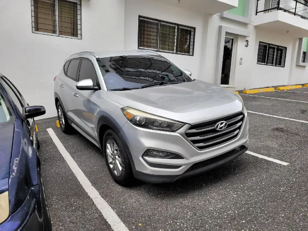 Vendo Hyundai Tucson 2018 SEL Clean Foto 7231246-1.jpg