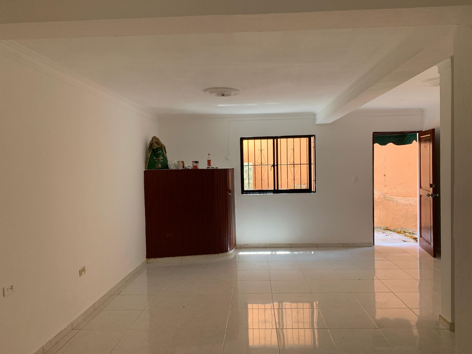 VENDO O ALQUILO Apartamento 1er Piso Con Patio En Los Hidalgos Km 14 A Foto 7231527-5.jpg