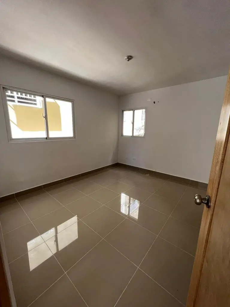 Apartamentos con Bono Vivienda en Jacobo Majluta  Foto 7231543-8.jpg