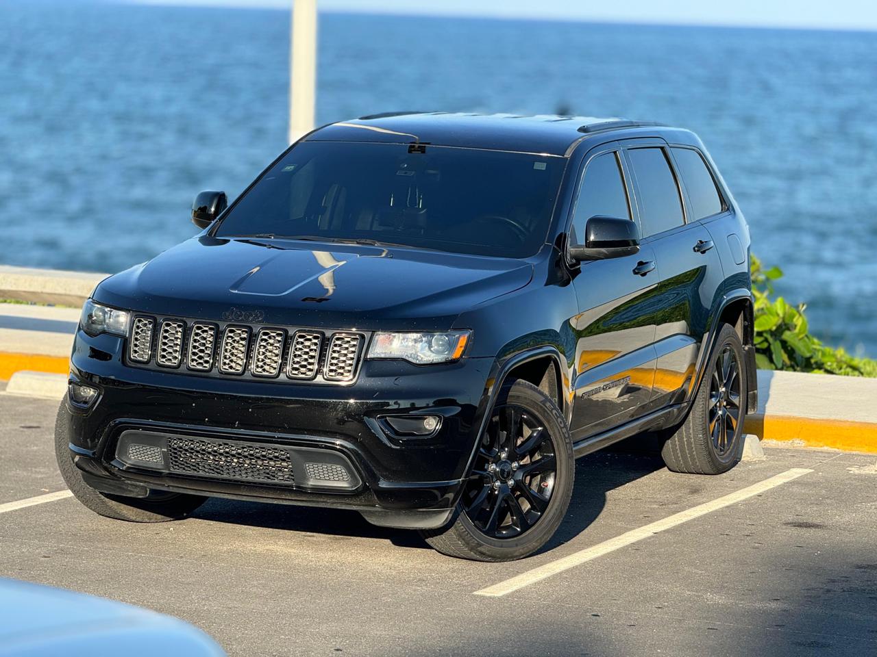 JEEP GRAND CHEROKEE ALTITUDE 4X4 2017 Foto 7231592-O4.jpg