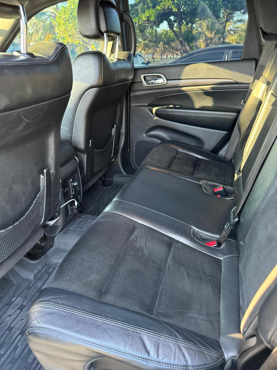 JEEP GRAND CHEROKEE ALTITUDE 4X4 2017 Foto 7231592-O7.jpg