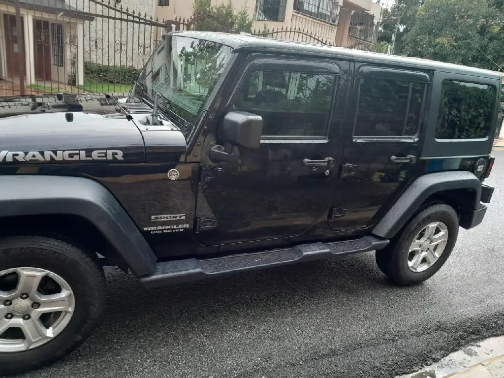Jeep Wrangler sport 2018 Foto 7231680-2.jpg
