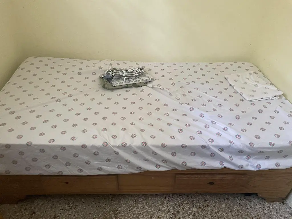 Cama twin 39 pulg más gavetero  Foto 7231804-3.jpg