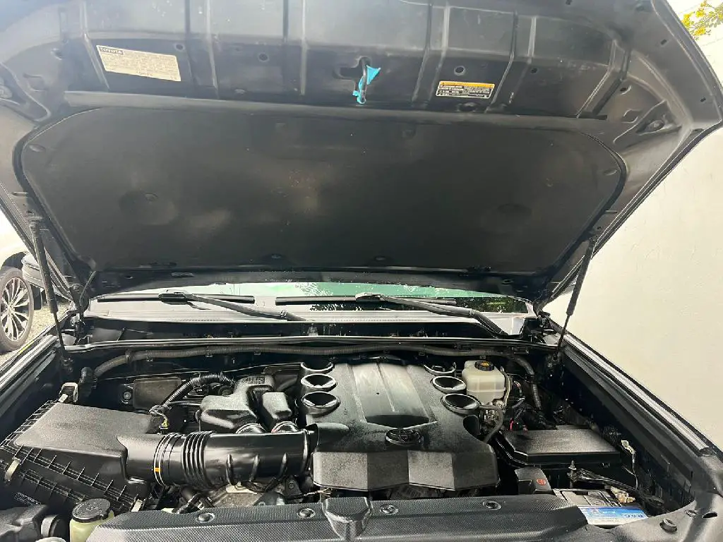 toyota 4runner  Foto 7232053-4.jpg