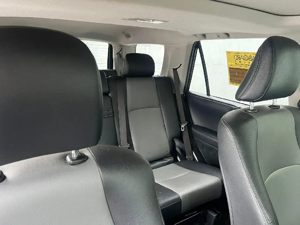 toyota 4runner  Foto 7232053-9.jpg
