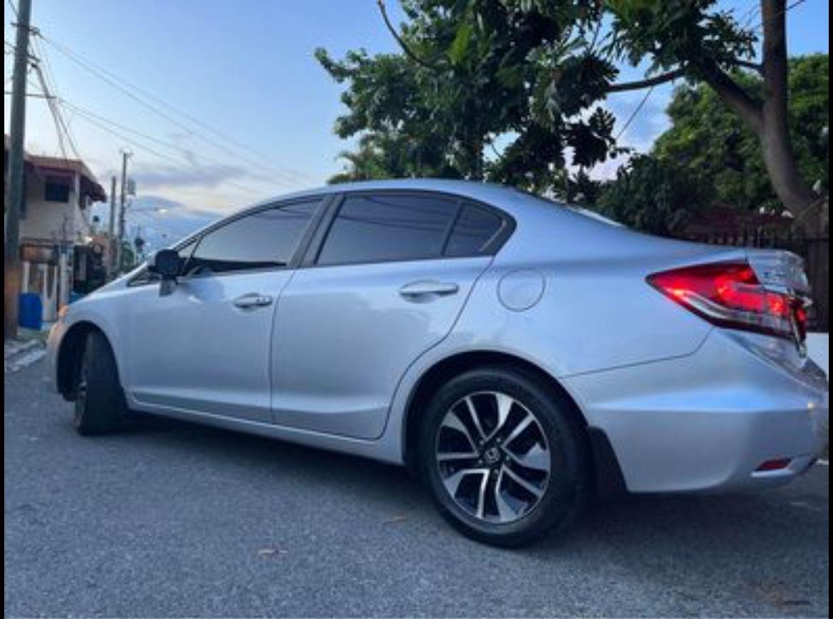Honda Civic 2015 full Foto 7232086-T7.jpg