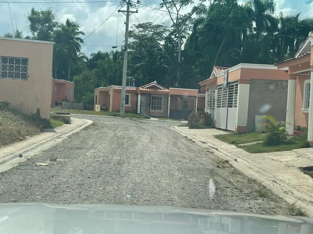 DISPONIBLE SOLAR 190 MTS. EN SANTO DOMINGO Foto 7232277-2.jpg