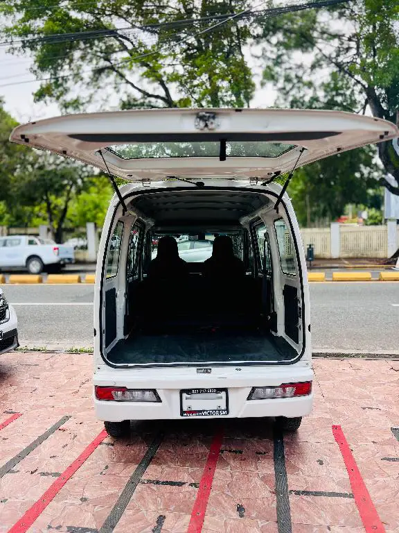 Daihatsu Hijet 2019 Foto 7232417-1.jpg