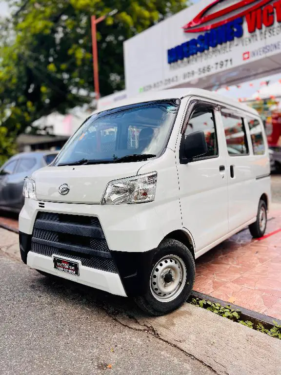 Daihatsu Hijet 2019 Foto 7232417-4.jpg