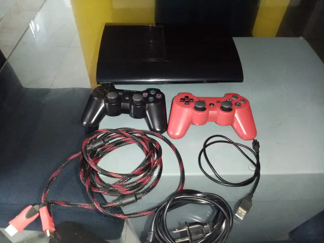 Ps3 Super Slim Foto 7232462-1.jpg