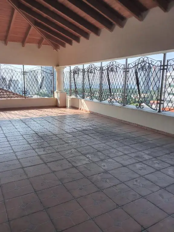 VENTA DE PH 4 NIVELES URB.REAL Foto 7232502-G4.jpg
