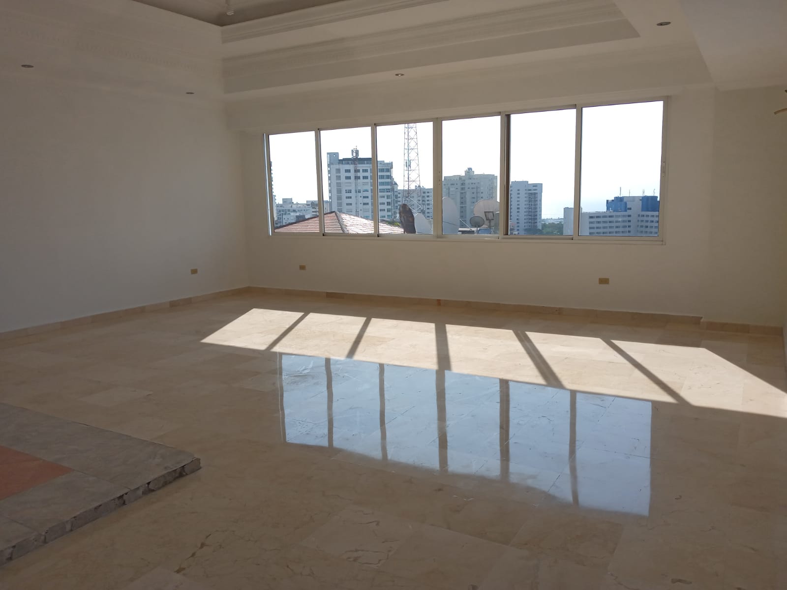 VENTA DE PH 4 NIVELES URB.REAL Foto 7232502-G5.jpg