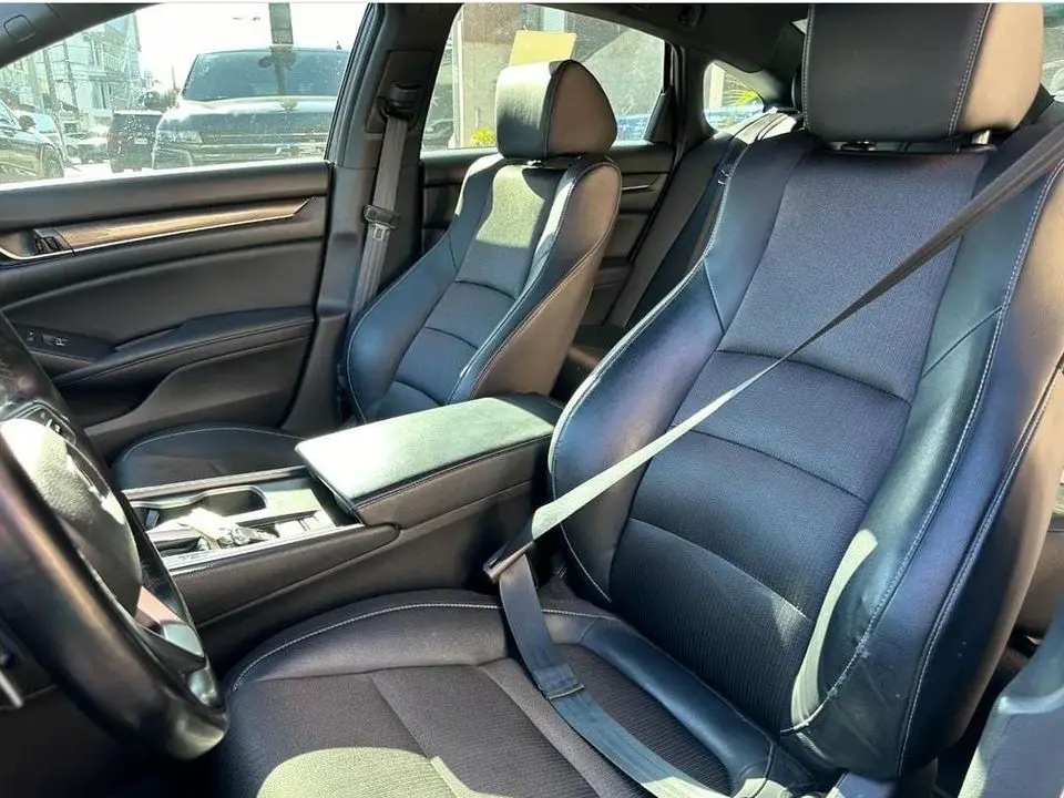 2018 Honda accord 1.5 sport Gris en Santo Domingo Este Foto 7232525-4.jpg