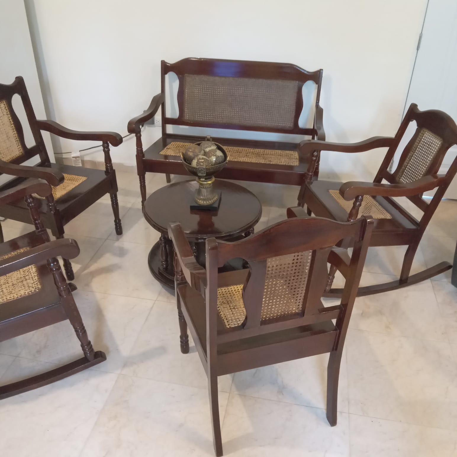 Juego de Mueble Centenario Foto 7232529-3.jpg
