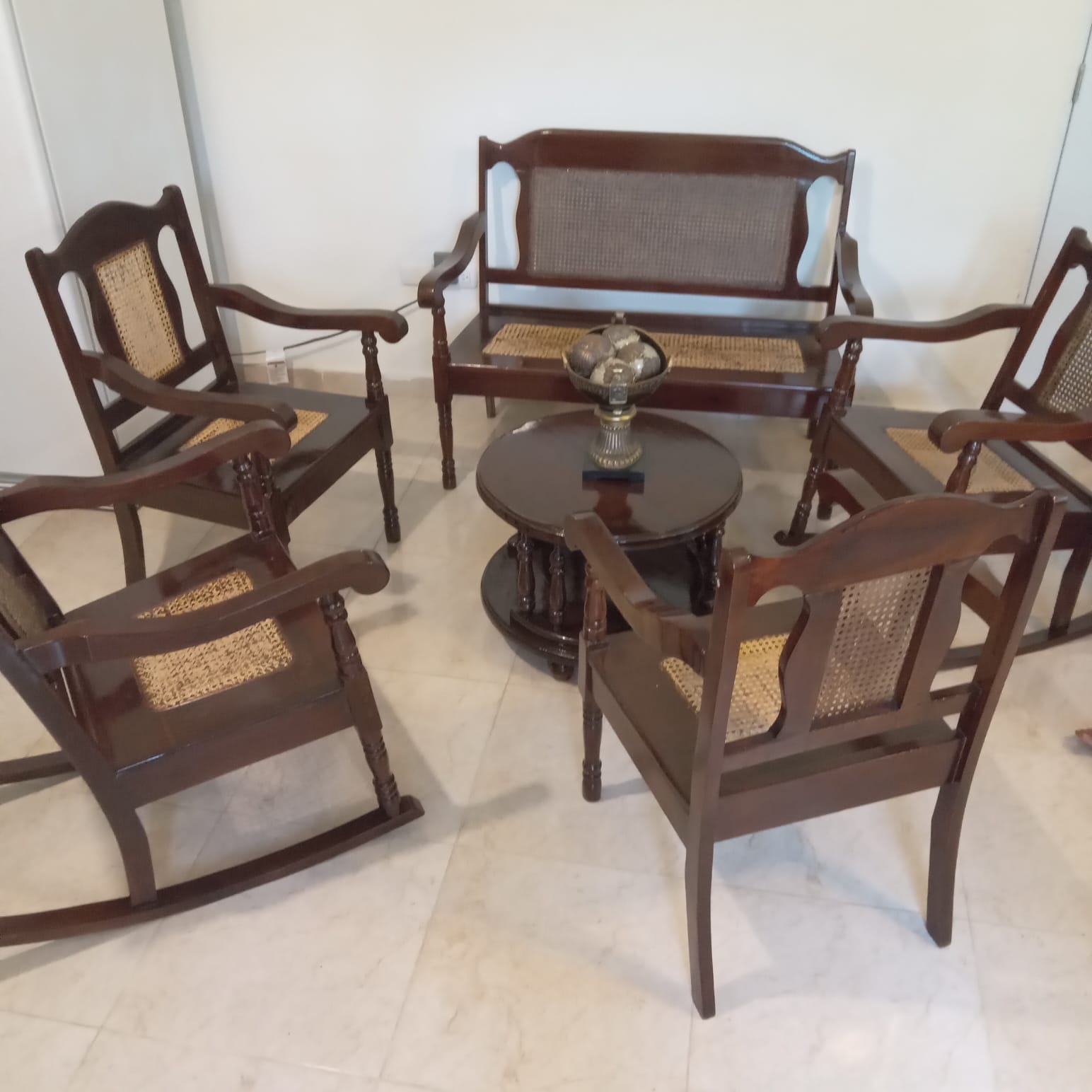 Juego de Mueble Centenario Foto 7232529-5.jpg