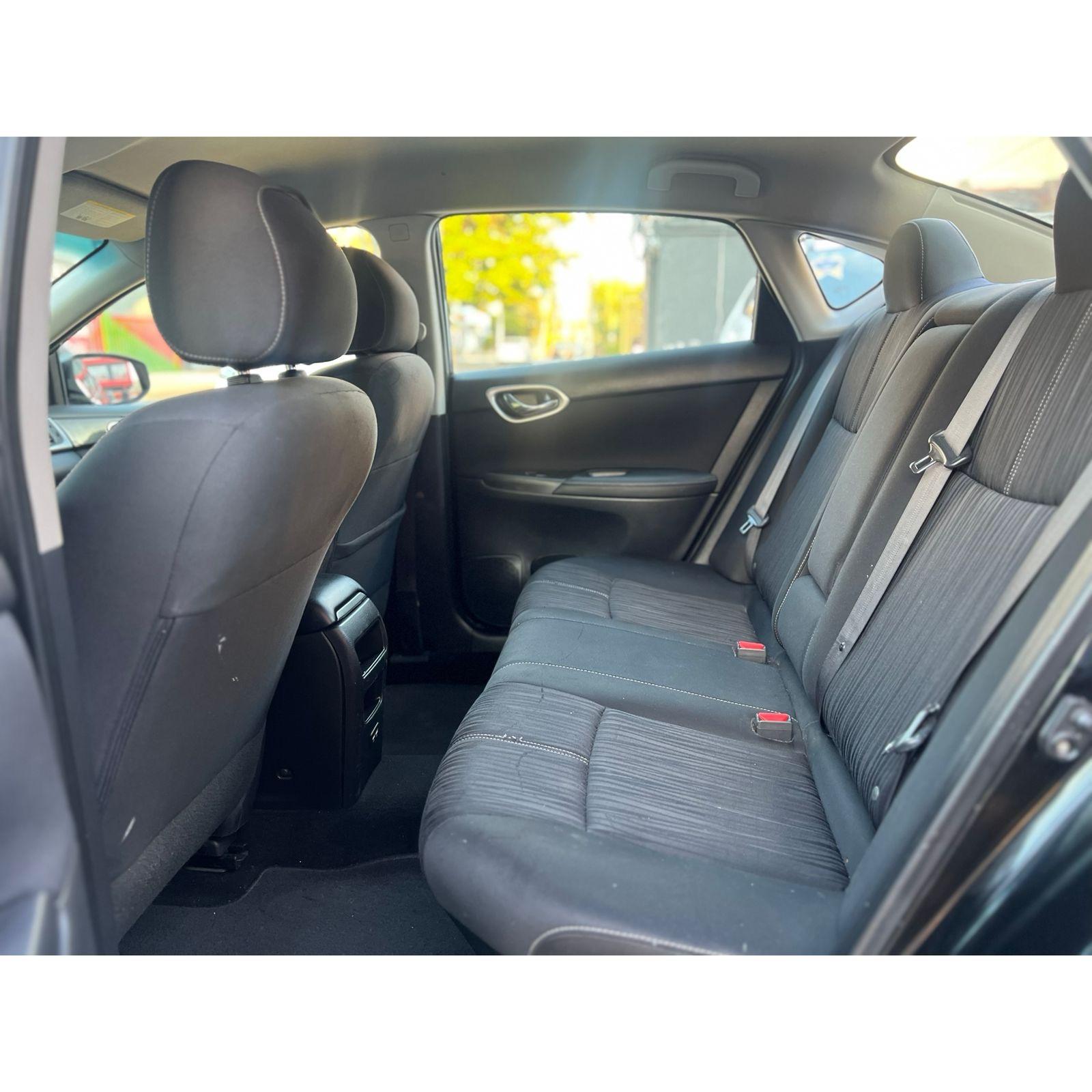 Nissan Sentra SV 2018  Foto 7232541-8.jpg