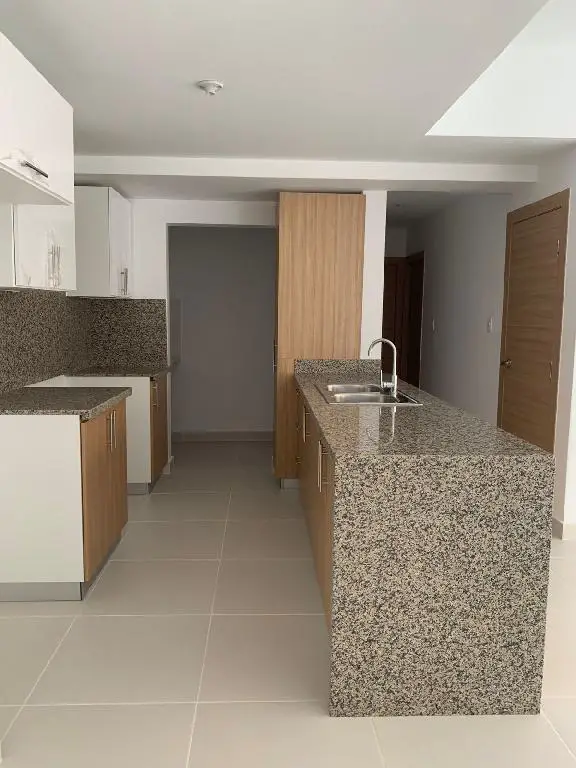 Apartamento en venta o alquiler de 3 habitaciones más estudio – Bella  Foto 7232568-6.jpg