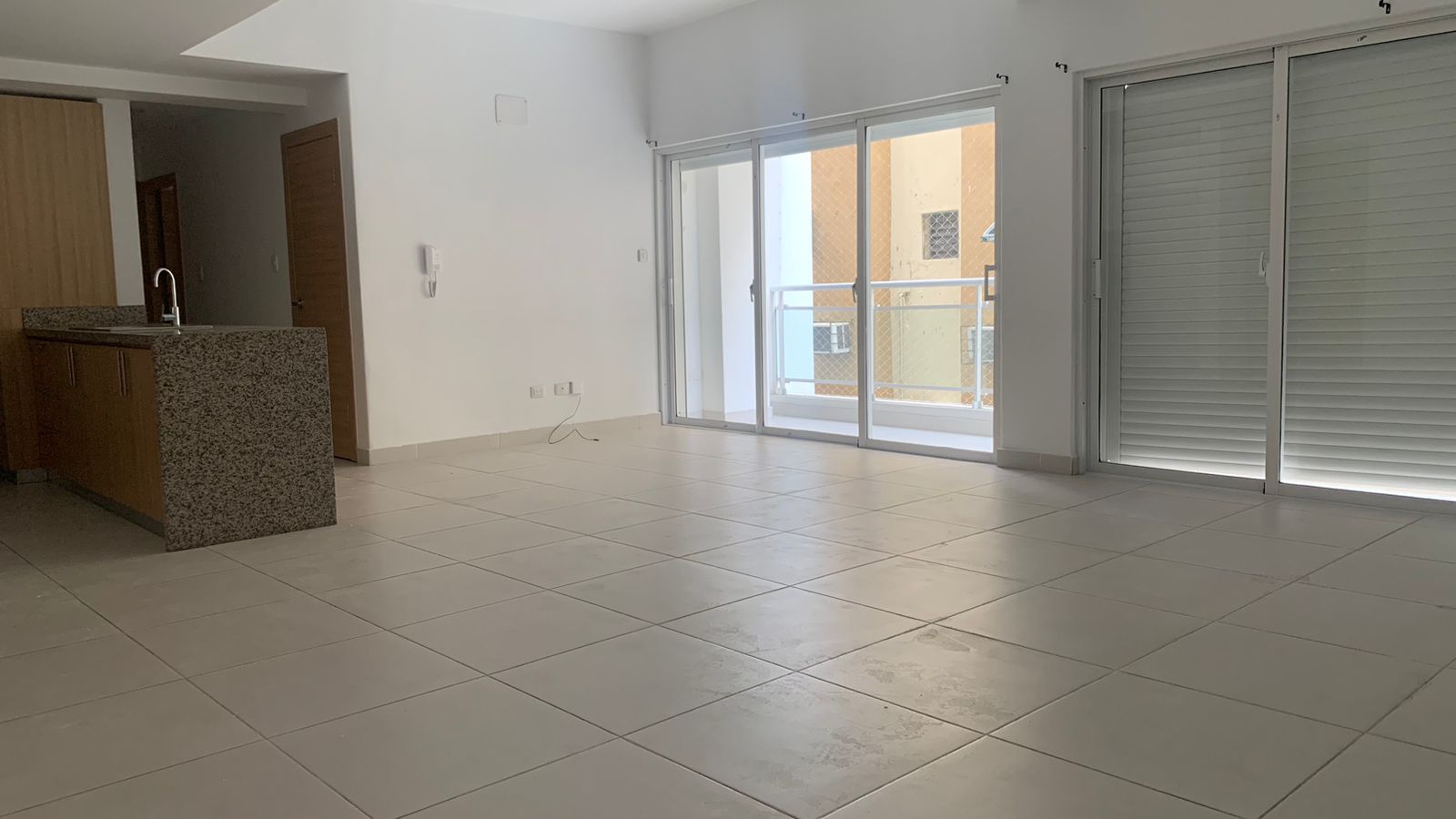 Apartamento en venta o alquiler de 3 habitaciones más estudio – Bella  Foto 7232568-7.jpg