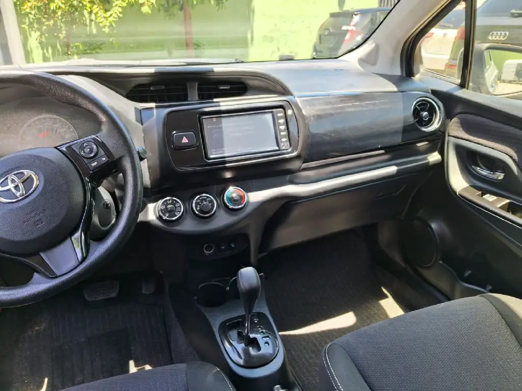 FLOTILLA TOYOTA VITZ 2019 4WD Y START TOUCH BUTTON DESDE 180 MIL INICI Foto 7232613-2.jpg