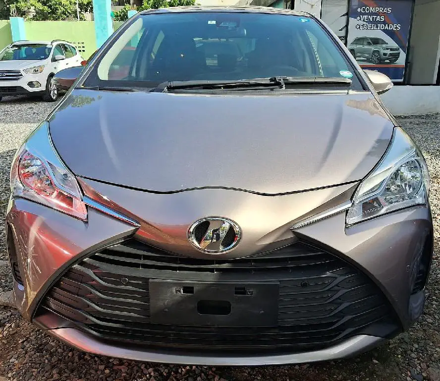 FLOTILLA TOYOTA VITZ 2019 4WD Y START TOUCH BUTTON DESDE 180 MIL INICI Foto 7232613-w1.jpg