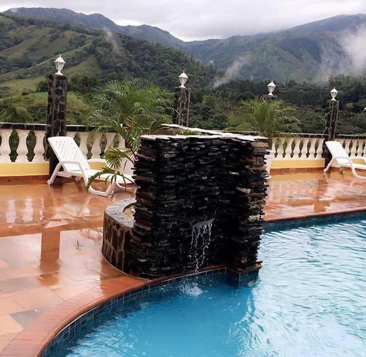 Venta Complejo Campestre en  Piedra Blanca provincia Monseñor Noel Foto 7232679-z3.jpg