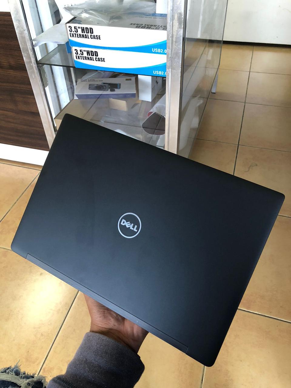  DELL LATITUD 7280 I5 6TH 128SSD 4GB RAM Foto 7232768-1.jpg