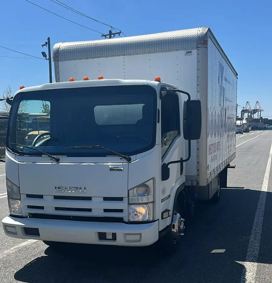 SE VENDE CAMION ISUZU 2011 DIESEL Foto 7233258-1.jpg