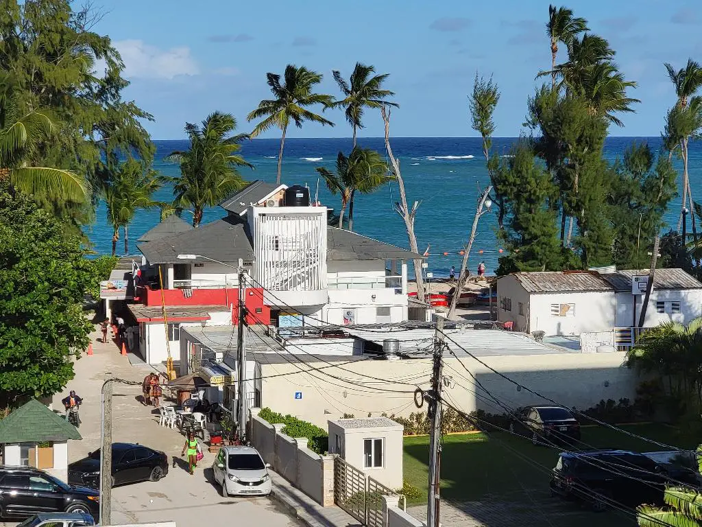 Apartamento Amueblado en Venta en Los Corales Punta Cana Foto 7233333-4.jpg