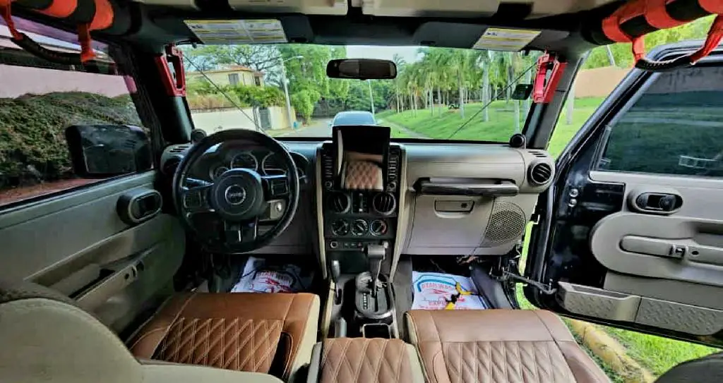 Jeeep Wrangler Rubicon JKU 2009 Foto 7233380-7.jpg