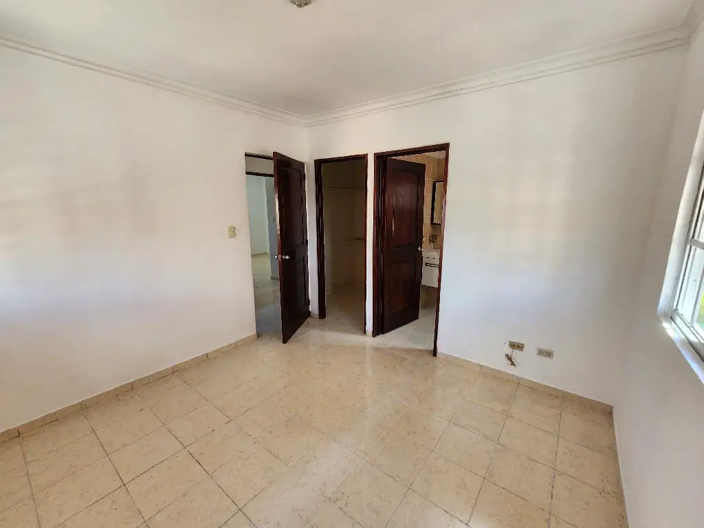   Apartamento en Alquiler Ciudad Real II Av. Republica de Colombia   Foto 7233954-1.jpg