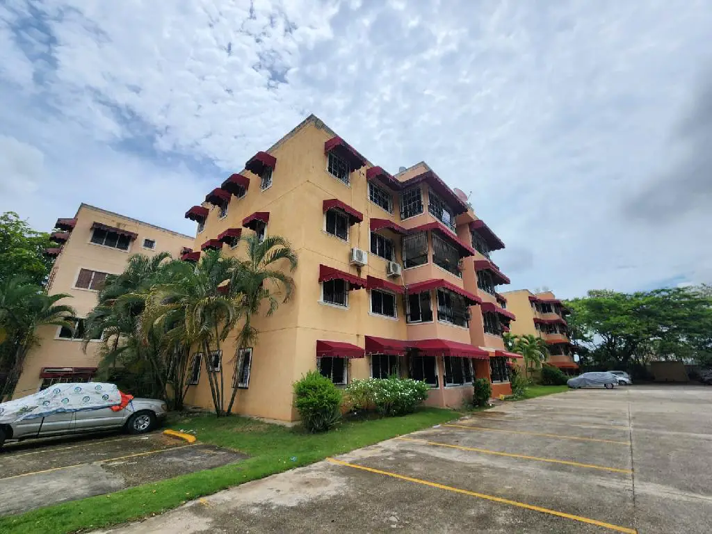 Apartamento en el Residencial Ciudad Bonita Jacobo Majluta  Foto 7234082-10.jpg