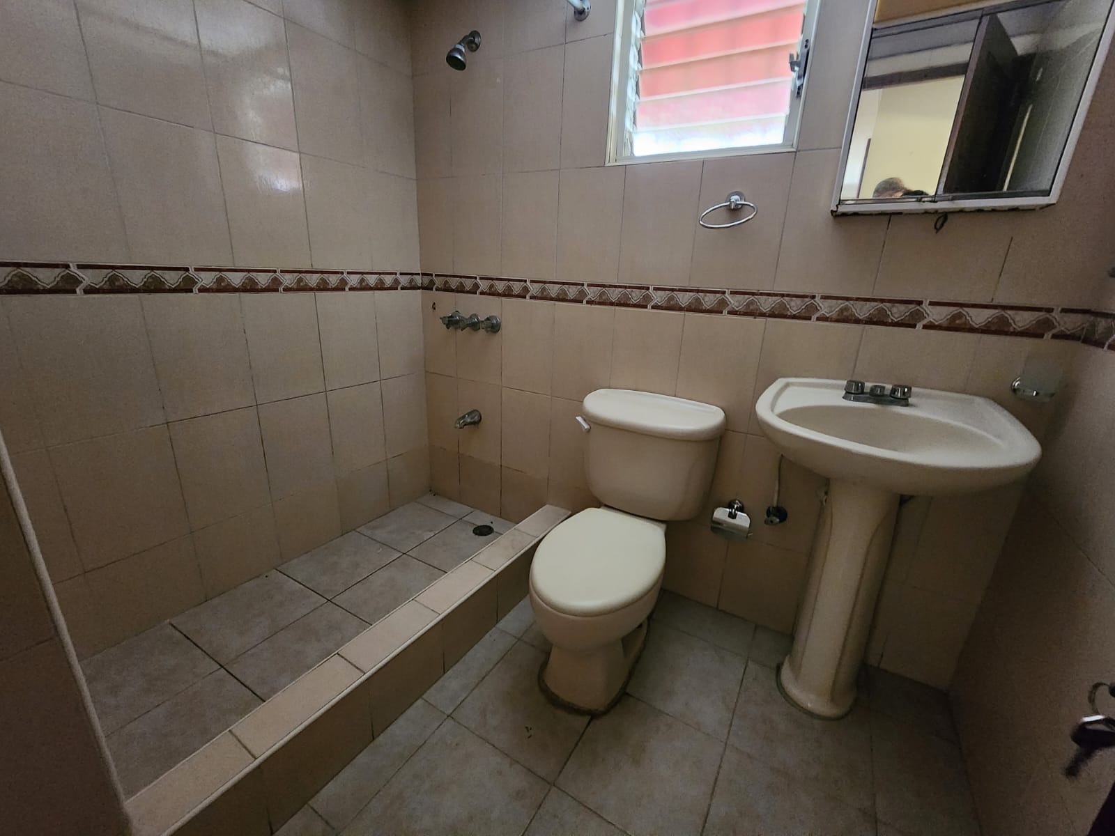 Apartamento en el Residencial Ciudad Bonita Jacobo Majluta  Foto 7234082-3.jpg