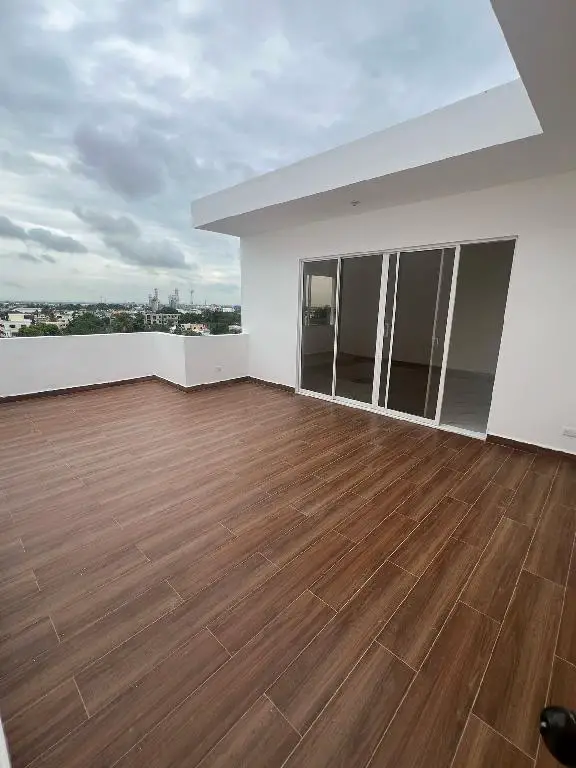 Penthouse en ENs. Ozama 4to. Piso sin ascensor Foto 7234219-3.jpg