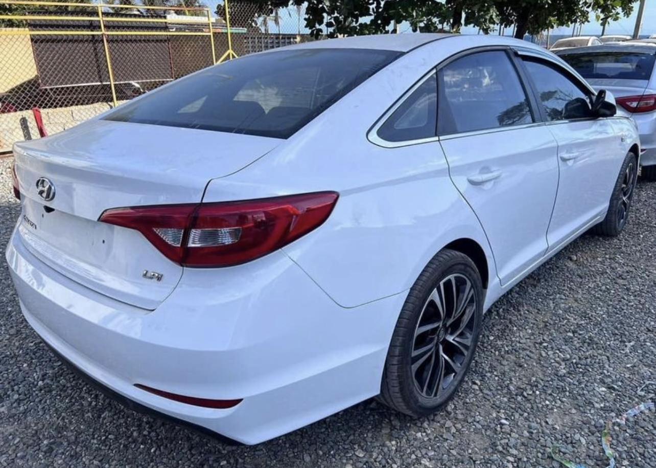Hyundai LF 2018 Color Original Foto 7234288-7.jpg