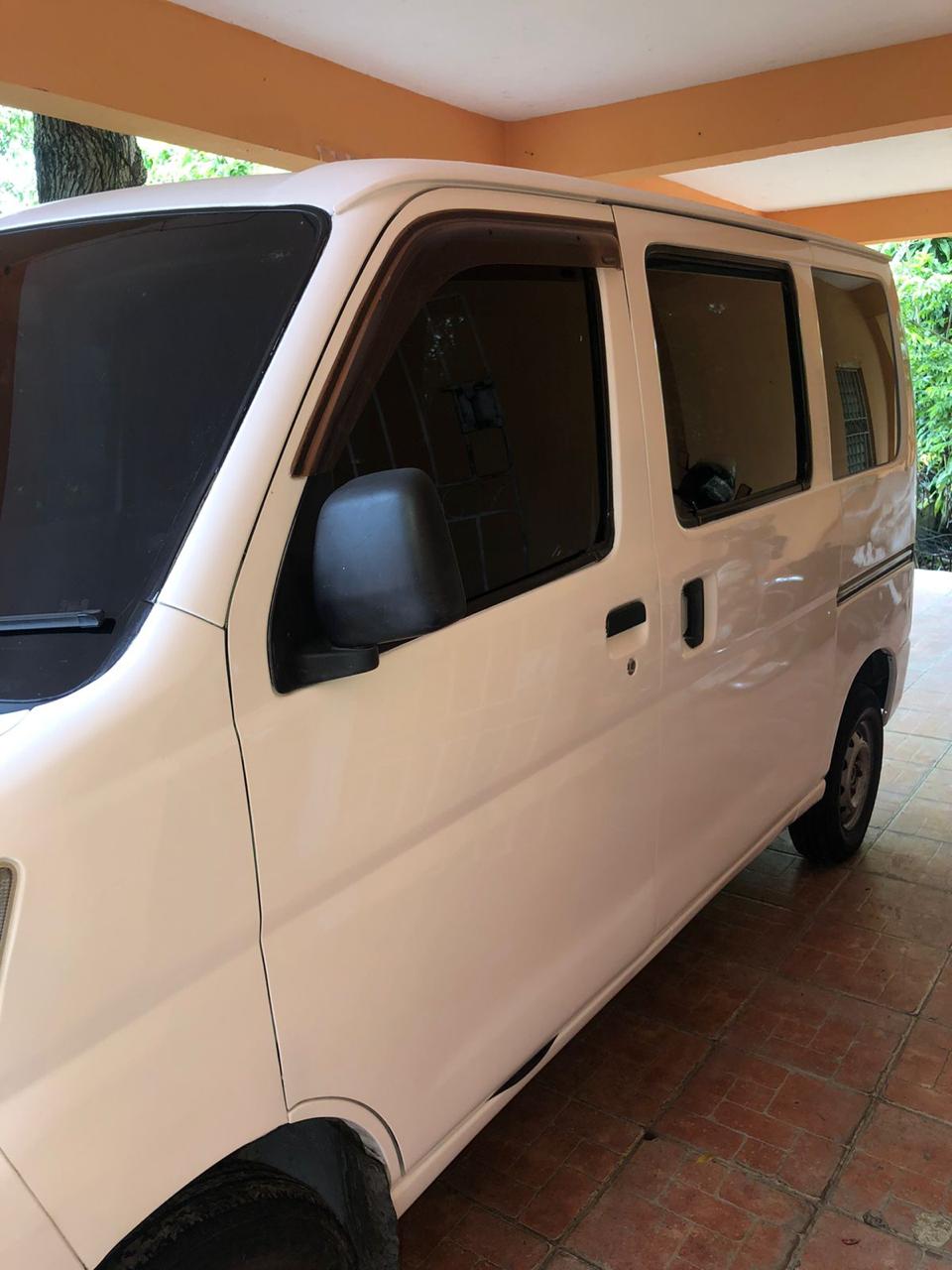 En venta guagua Hijet 2011  en Santo Domingo DN Foto 7234428-4.jpg