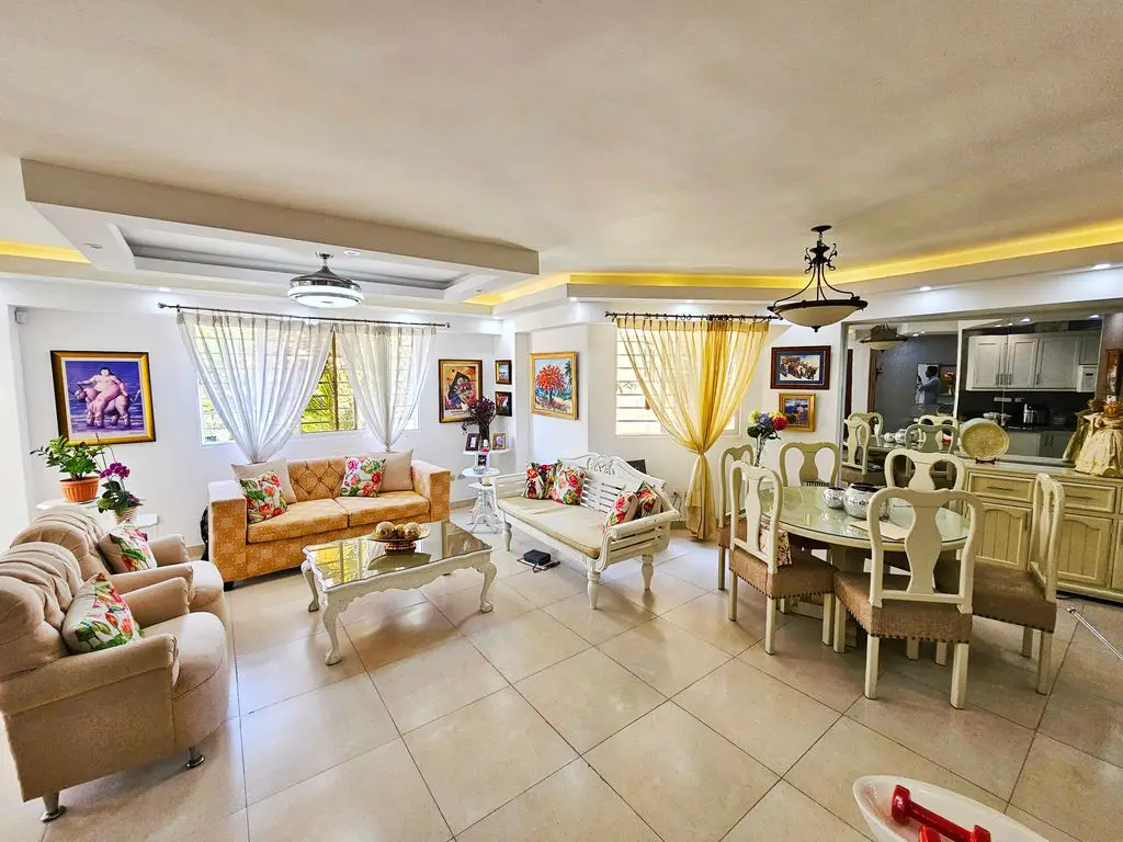 Apartamento en venta Los Restauradores RD10500000   Foto 7234478-1.jpg